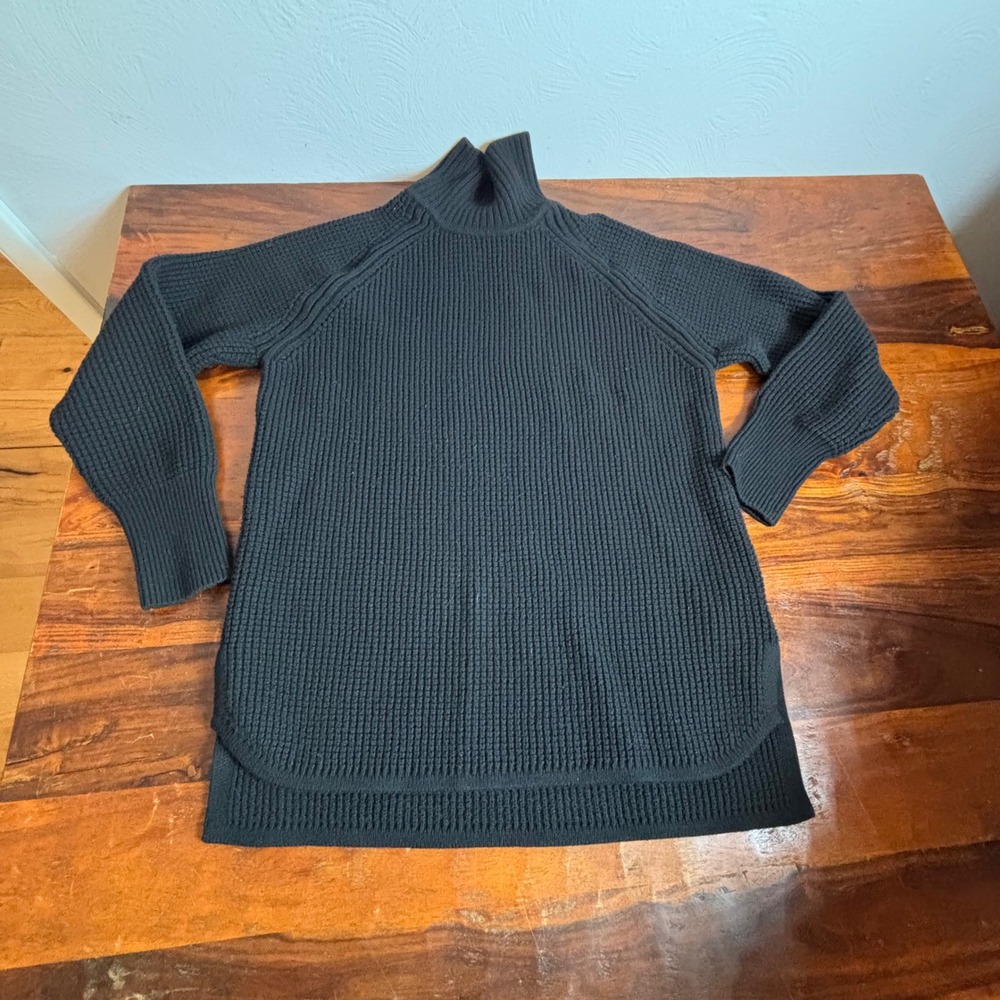 Banana Republic Black Merino Wool Blend‎ Waffle Knit Turtleneck Sweater Womens L